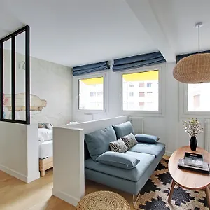 Pick A Flat's In Eiffel Tower - Rue Boulevard De Grenelle Paris